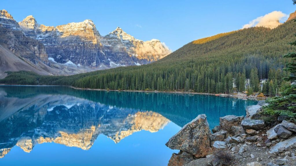 Moraine Lake Shoreline