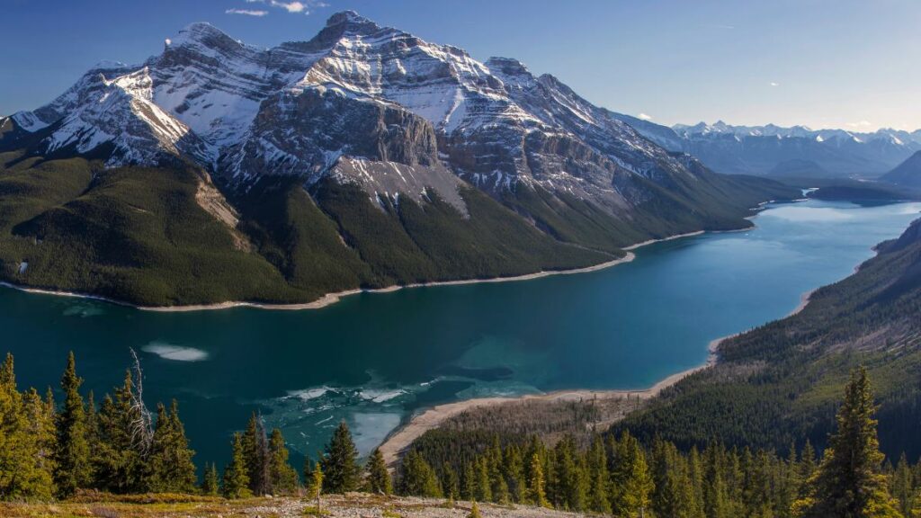 Lake Minnewanka Alymer Lookout