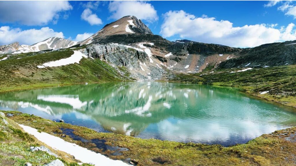 Helen Lake And Cirque Peak